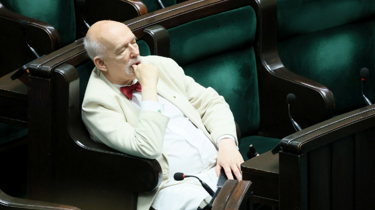 Korwin-Mikke znów kompromitował Konfederację. Tak nagrali go w Sejmie.