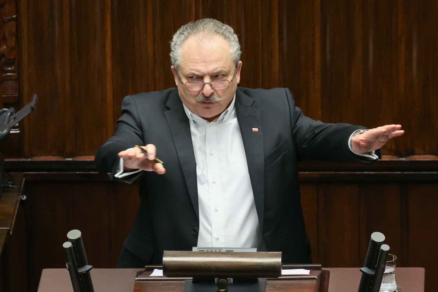 Sejm wrócił po wakacjach do pracy. Niewiarygodne, co tam się działo.