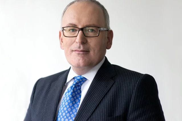 Frans Timmermans napisał kolejny list do Ziobry.