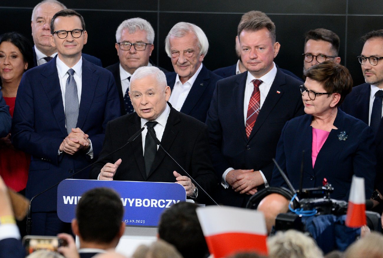 Mowa ciała Jarosława Kaczyńskiego. "Był zawstydzony. Miał dać zwycięstwo".