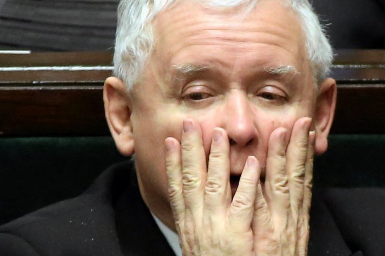 Jarosław Kaczyński w poniedziałek trafił do szpitala. Wieczorem odwiedził go sam minister zdrowia.