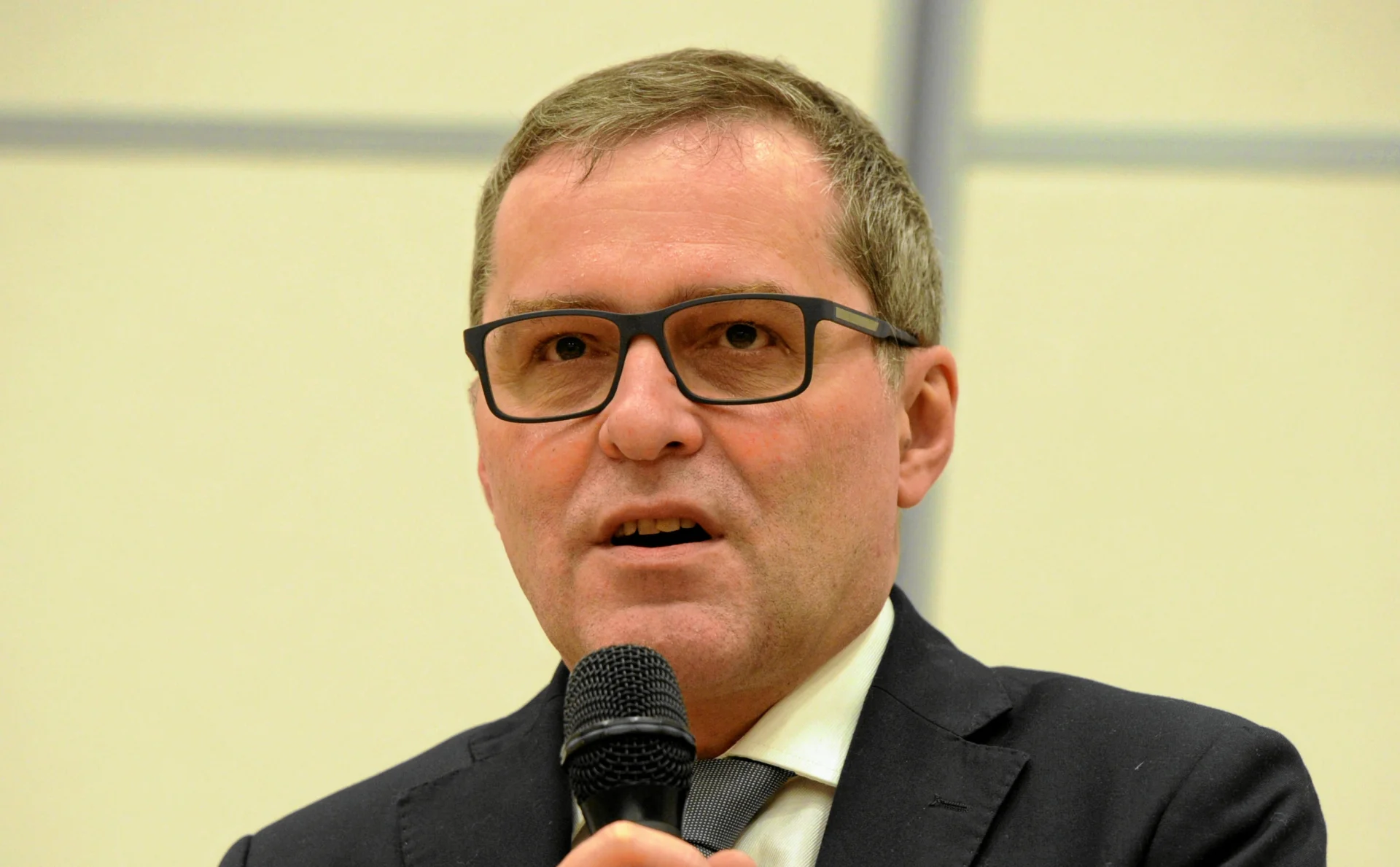 Komornik zajmie konto bankowe Cezarego Gmyza.