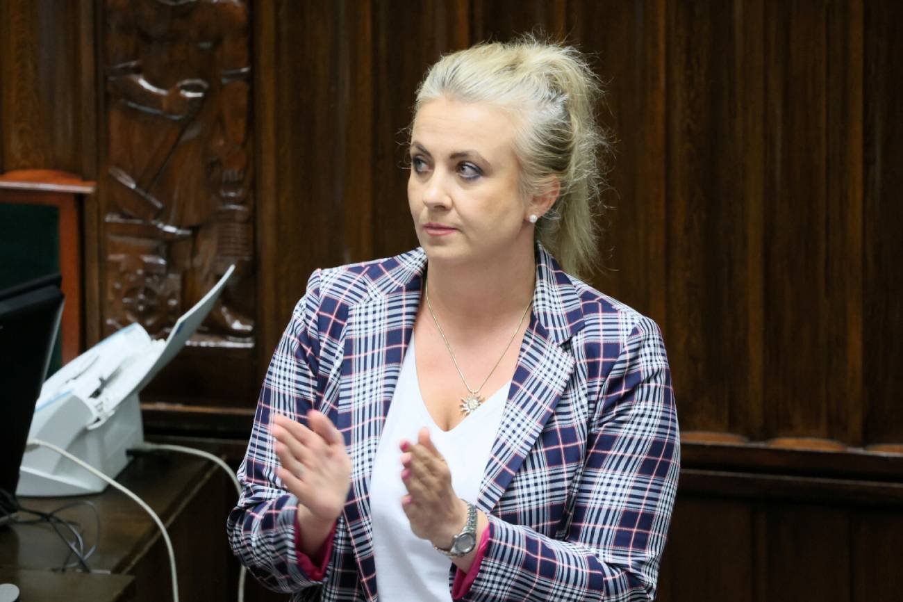 Kim jest Katarzyna Sójka. To, co wiadomo o nowej minister, nie napawa wiarą