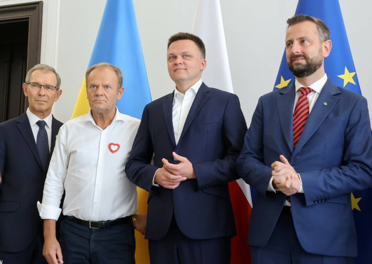 Opozycja podpisała pakt senacki. Porozumienie ws. 100 okręgów