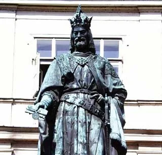 ... za to Karolowi IV rumak do trzymania dokumentu jest całkowicie zbędny.