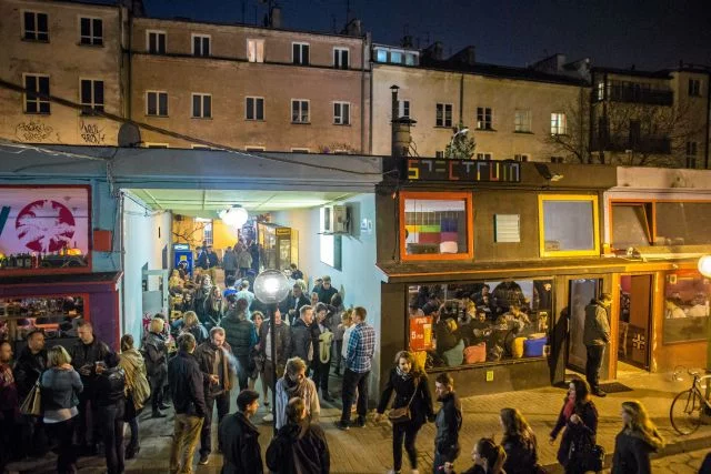 Pawilony w Warszawie