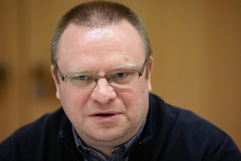 Zły, arogancki, wręcz autystyczny – takim stopniowaniem posłużył się Łukasz Warzecha opisując postawę Marka Kuchcińskiego.