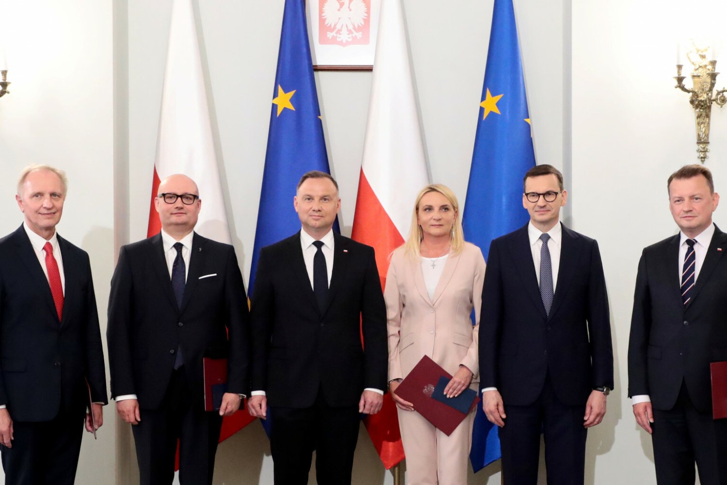 Andrzej Duda zatwierdził zmiany w rządzie.