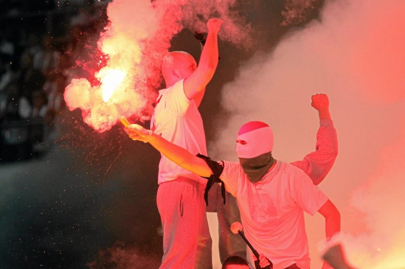 Teraz kibole Legii Warszawa dostali wolną rękę, by atakować sympatyków Pogoni Szczecin?