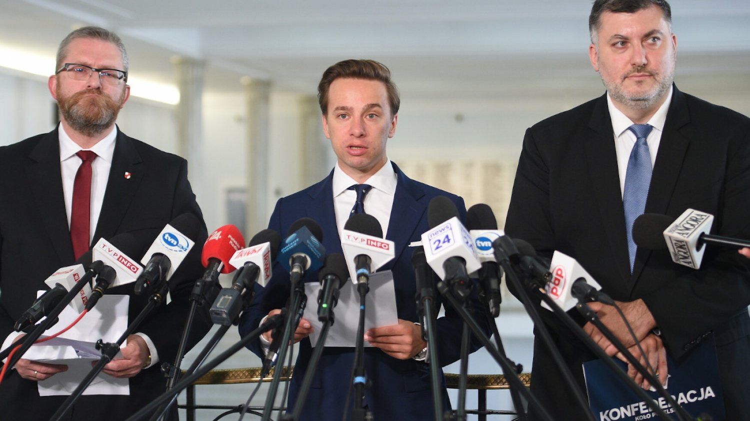 Konfederacja po raz kolejny pomyliła się w dokumentach dla Państwowej Komisji Wyborczej.