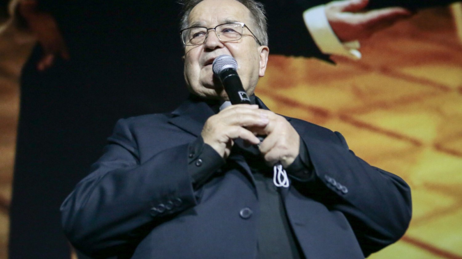 sylwester z radiem maryja Ojciec Tadeusz Rydzyk, założyciel i dyrektor rozgłośni radiowej Radio Maryja