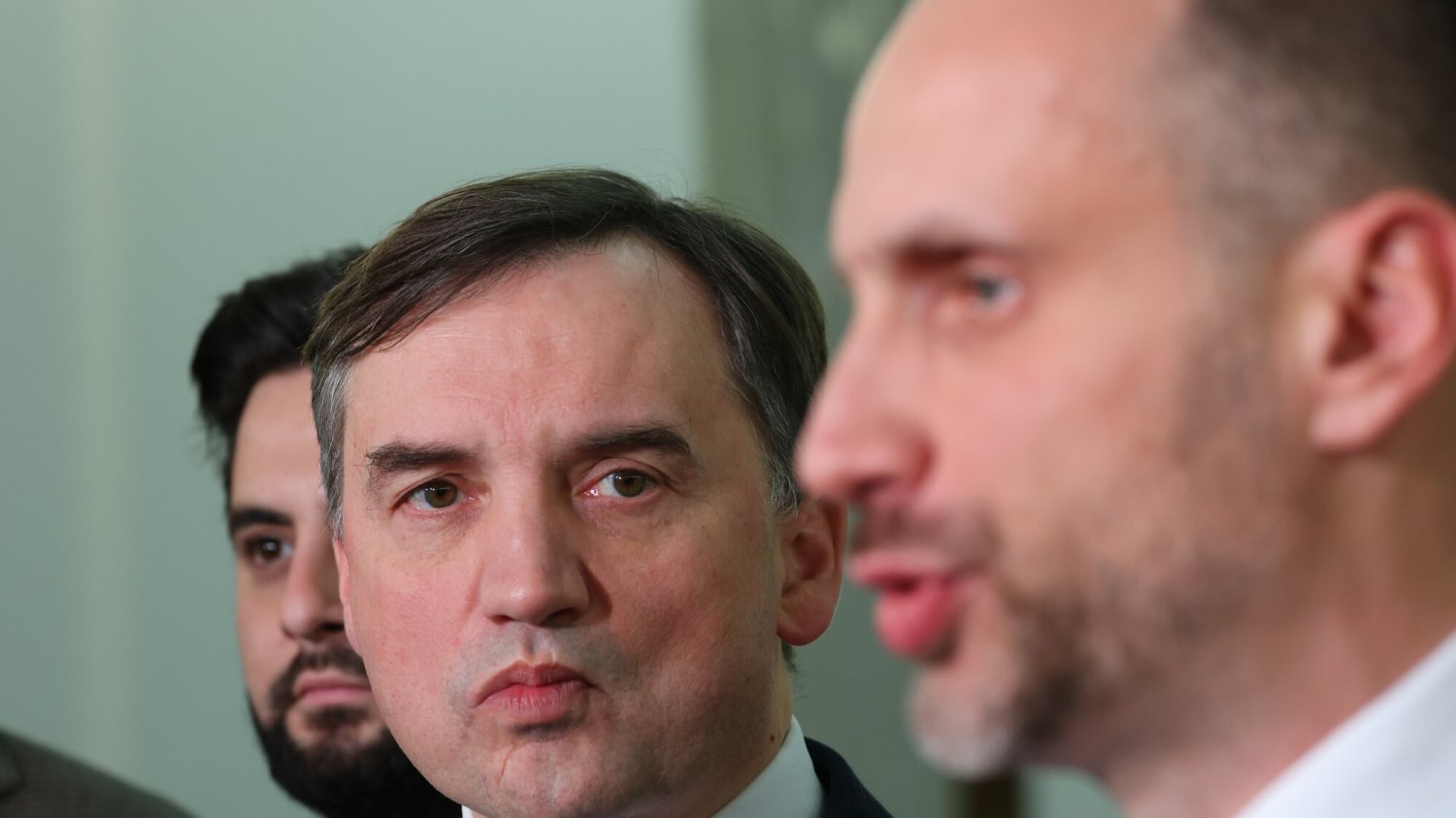 Sondaż: czy Solidarna Polska powinna odejść z rządu?