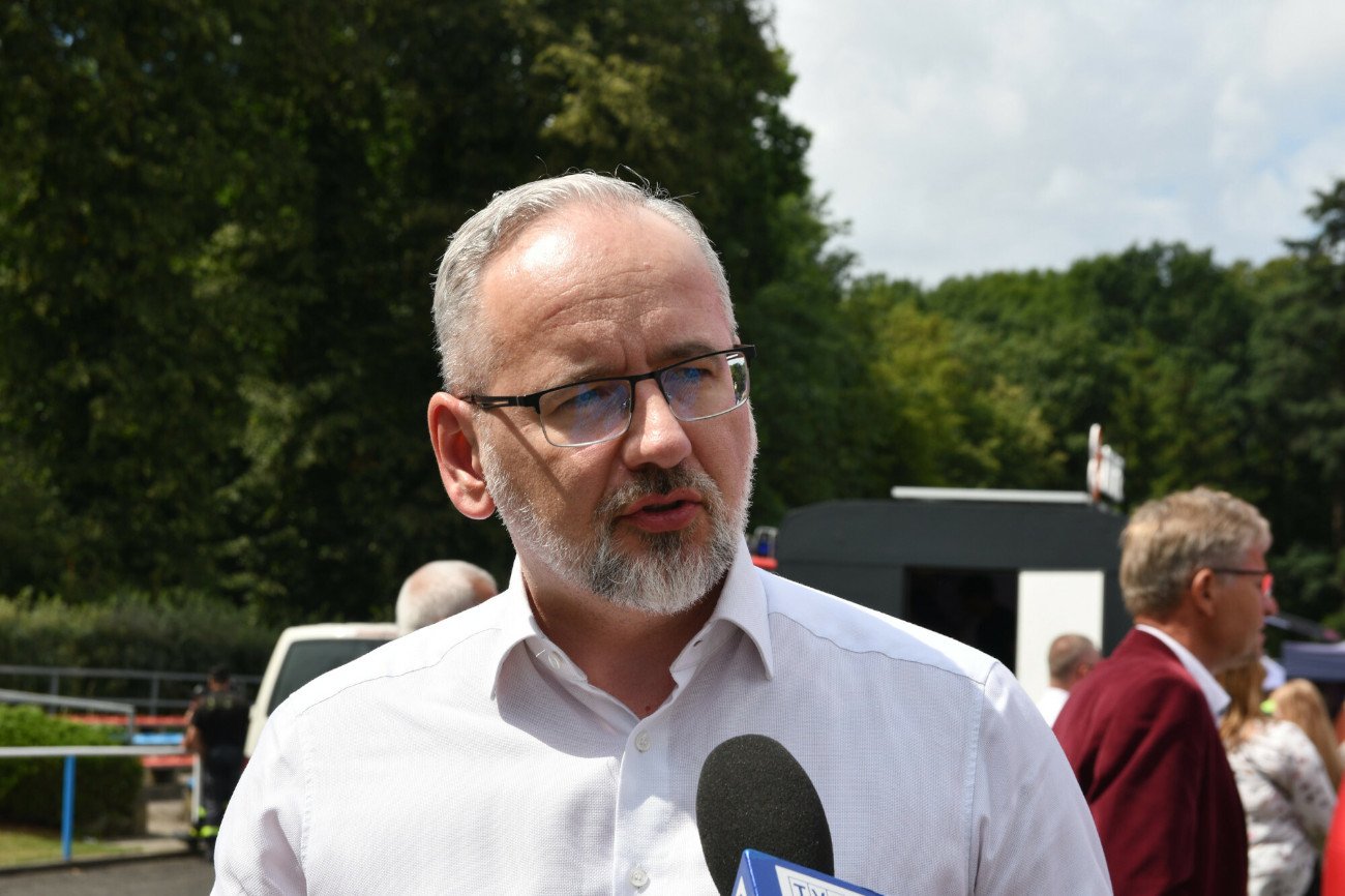 Minister zdrowia otrzymał żądanie przeprosin i wpłaty 100 tys. zł na hospicjum. Inaczej sprawa trafi do sądu.