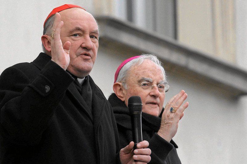 Arcybiskup Hoser działa nadzwyczaj sprawnie usuwając księdza Lemańskiego