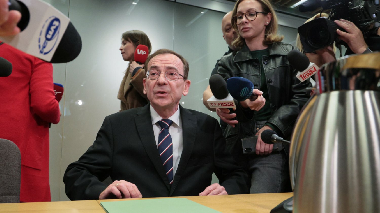 Mariusz Kamiński na komisji śledczej. Tak tłumaczył się z afery wizowej PiS.