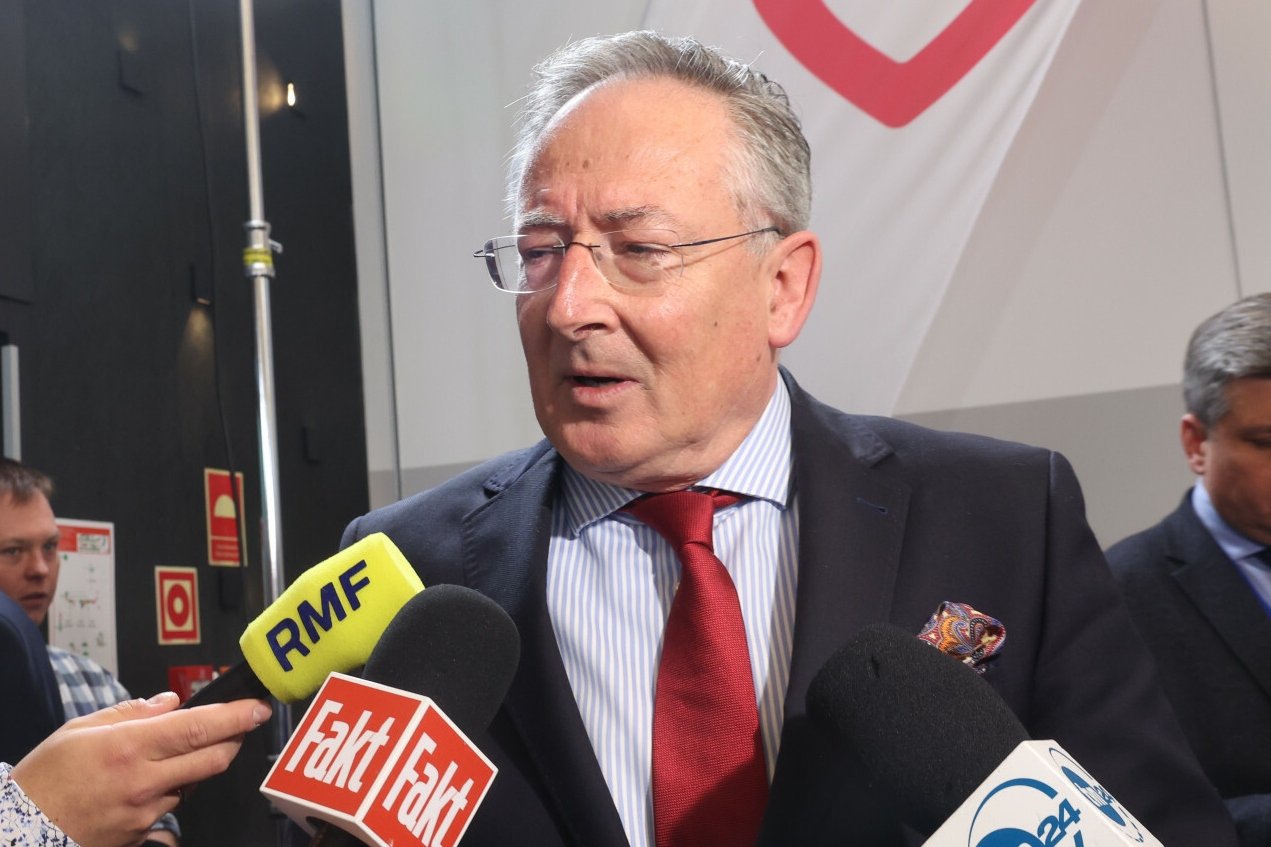 Nagła decyzja Sienkiewicza. Szef resortu kultury rezygnuje.