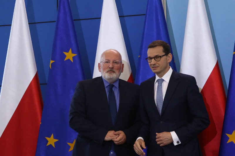 Wiceprzewodniczący Komisji Europejskiej Frans Timmermans  i premier Mateusz Morawiecki mają o czym rozmawiać