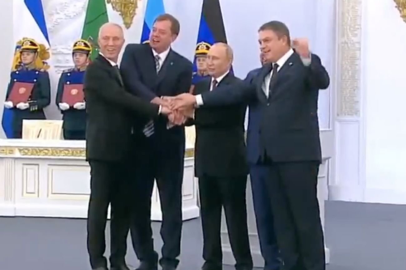 Putin z liderami przyłączonych "republik".