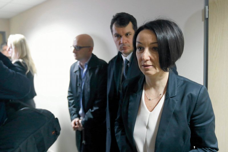 Komisja dyscyplinarna oczyściła kolejne nauczycielki z Zabrza ws. "czarnego protestu". Jednak orzeczenie nie jest prawomocne.