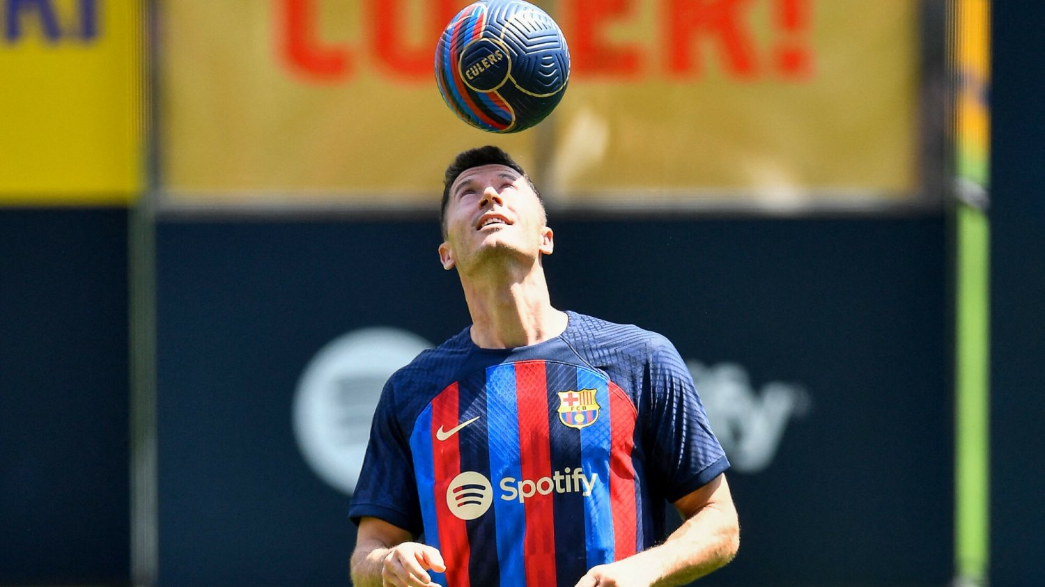 Robert Lewandowski w pierwszym składzie Barcelony na mecz o Puchar Gampera