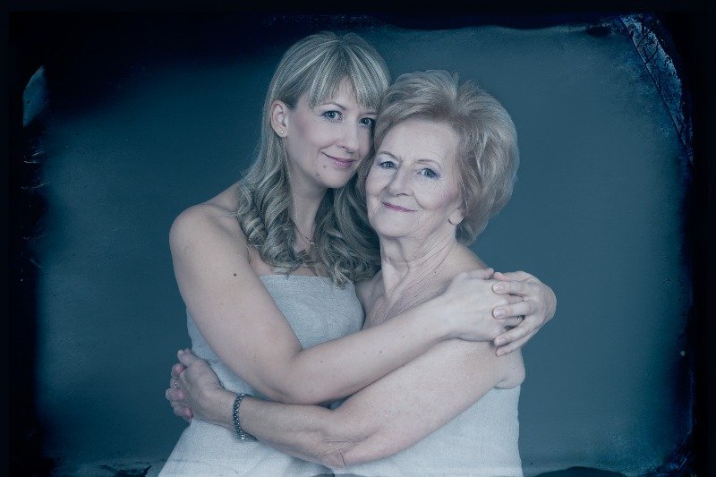 "Alfabet Kobiet Lnu" to projekt ukazujący portrety silnych kobiet, które identyfikują się z historią miasta