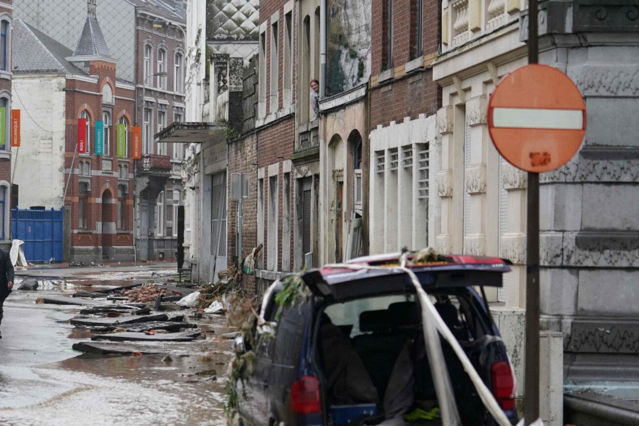Zakończyła się ewakuacja polskich dzieci z odciętego przez powódź ośrodka wczasowego Comblain-la-Tour w Belgii.