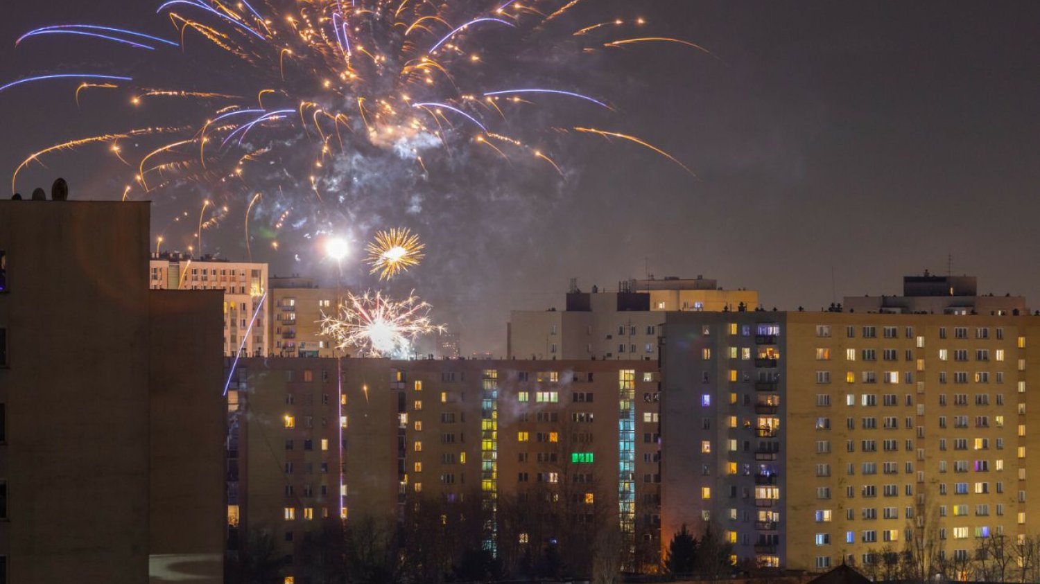 W sylwestra nocne niebo może rozświetlić zorza polarna