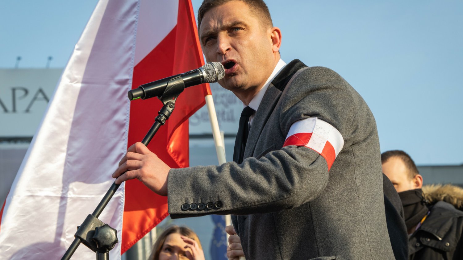 Marsz Niepodległości po godz. 14 wyruszył z Ronda Dmowskiego.