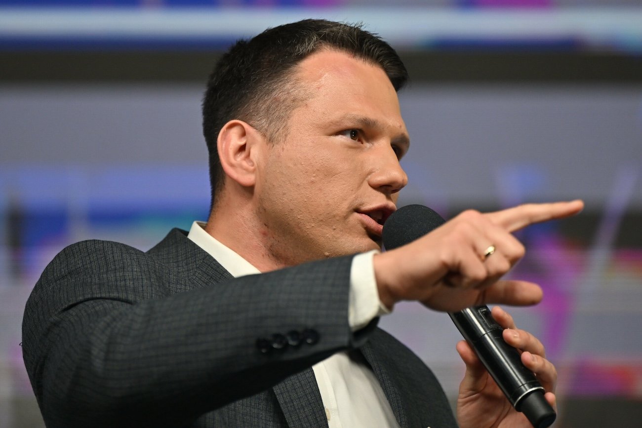 Mentzen ostro starł się z merem Lwowa. "Zakaz wjazdu do Polski" Starcie Mentzena z merem Lwowa. Padła groźba zakazu wjazdu do Polski