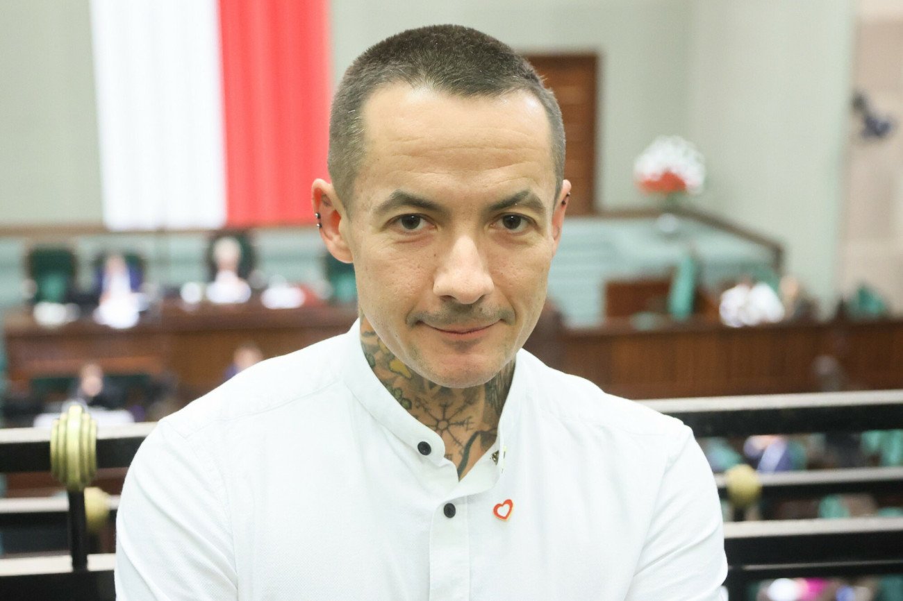 Marcin Józefaciuk przyznał, że praktykuje "medycynę alternatywną". Może nas jeszcze zaskoczyć z mównicy sejmowej.