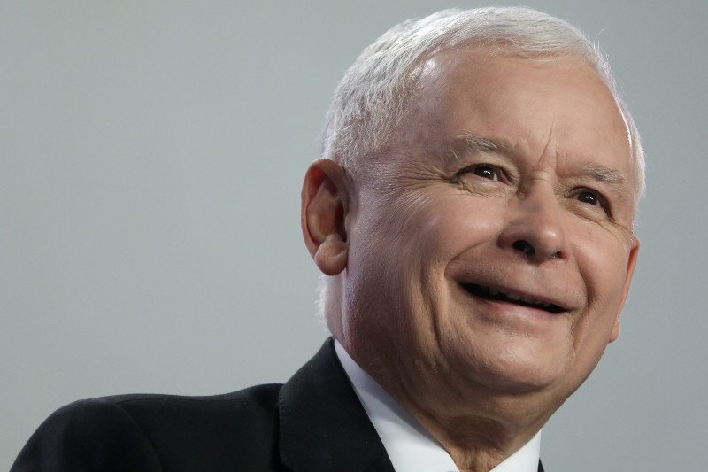 Kiedyś był w setce najbogatszych Polaków, dziś zbiera na pałacyk dla prezesa PiS. Kim jest tajemniczy biznesmen z Białegostoku, Piotr Żakowicz?