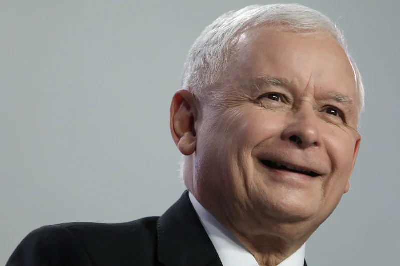 Kiedyś był w setce najbogatszych Polaków, dziś zbiera na pałacyk dla prezesa PiS. Kim jest tajemniczy biznesmen z Białegostoku, Piotr Żakowicz?
