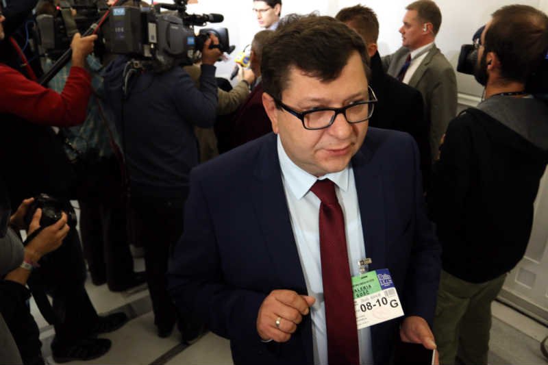 Zbigniew Stonoga rzuca oskarżenia pod adresem Andrzeja Dudy i Jacka Kurskiego.