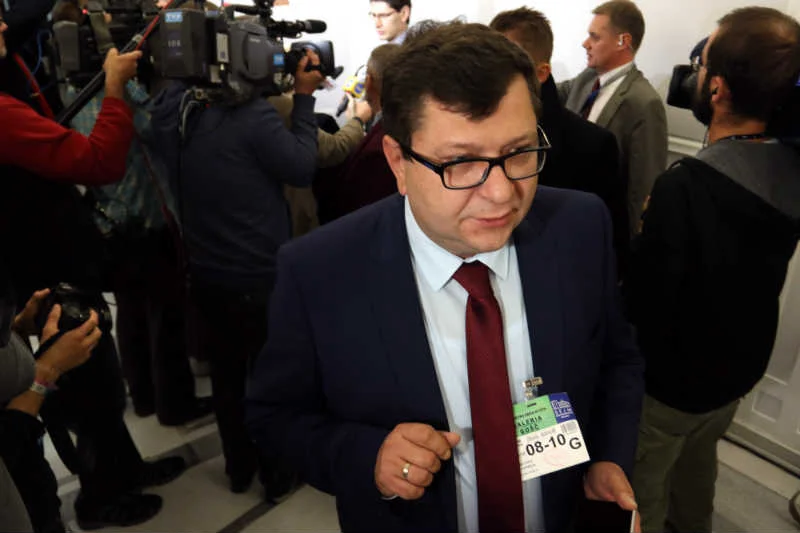 Zbigniew Stonoga rzuca oskarżenia pod adresem Andrzeja Dudy i Jacka Kurskiego.
