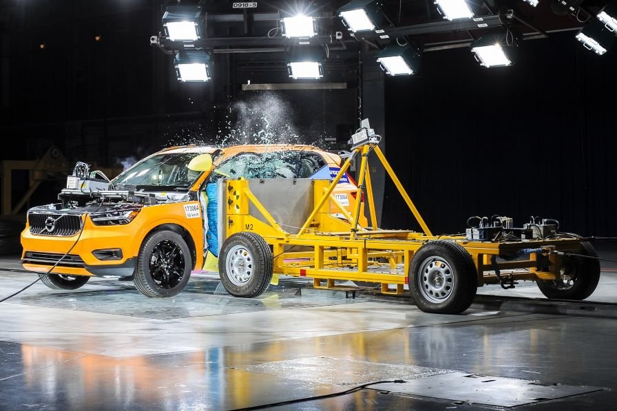Testy Volvo XC40