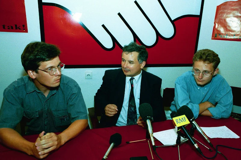 Jarosław Kaczyński i Paweł Rabiej (na zdjęciu z prawej) mieli przed laty wspólny cel.