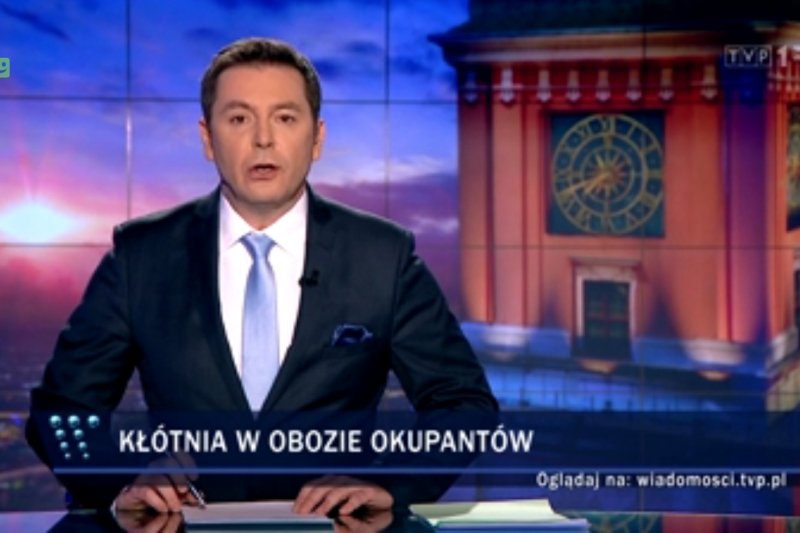 Wiadomości nazywają opozycję okupantami.