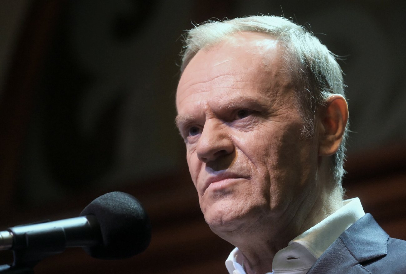 Donald Tusk po akcji policji ws. Joanny, która usunęła ciążę. "To początek".
