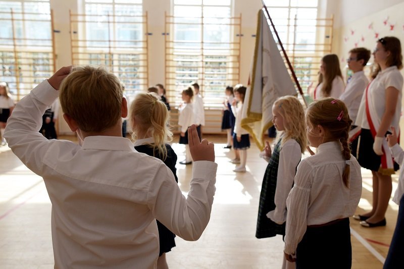 W szkole w Skierniewicach cała klasa trafiła na kwarantannę.
