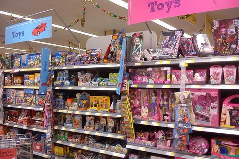 Czy podział na "niebieskie" zabawki dla chłopców i "różowe" dla dziewczynek nadal ma sens?