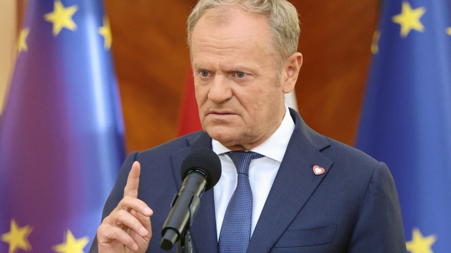 Tusk po spotkaniu "koalicji chętnych". Tusk po spotkaniu "koalicji chętnych".