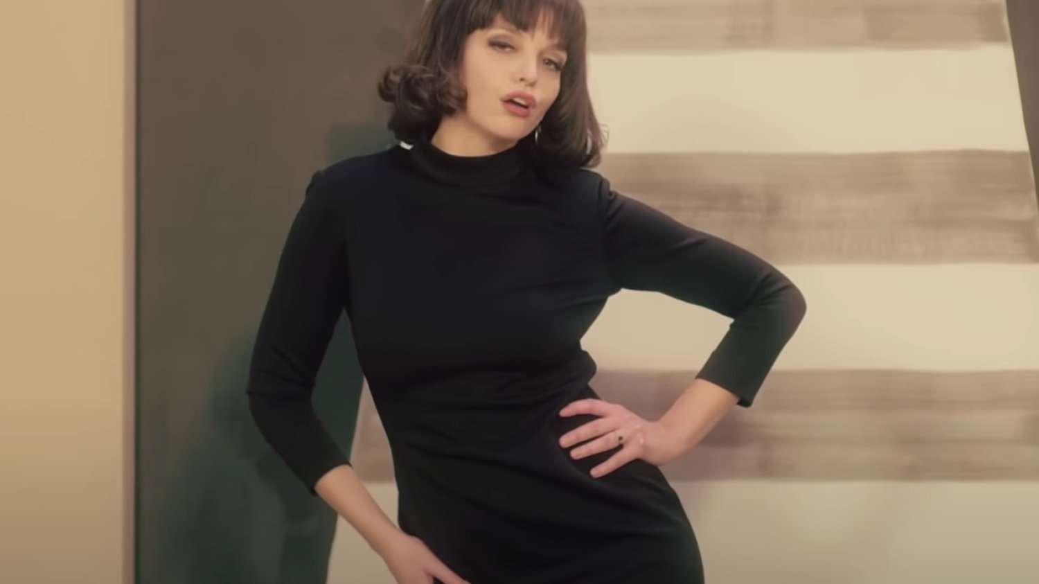 Maria Dębska jako Kalina Jędrusik w filmie "Bo we mnie jest seks".