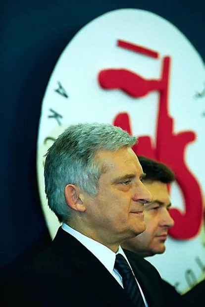 Jerzy Buzek (w tle Marian Krzaklewski)