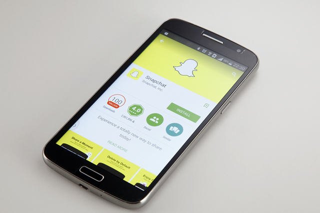 Snapchat wprowadza płatności