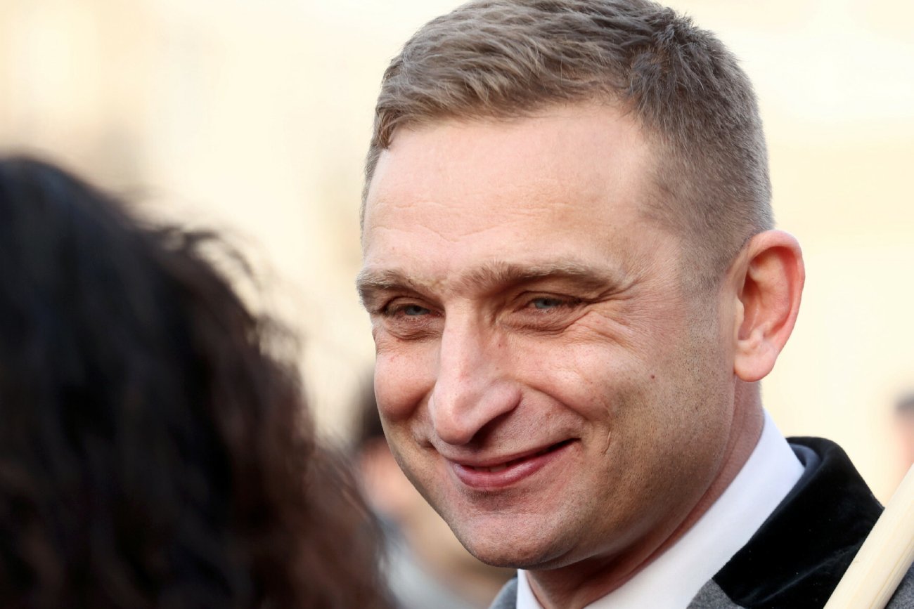 Bąkiewicz ma telewizję z koncesją na nadawanie. Jest decyzja KRRiTV