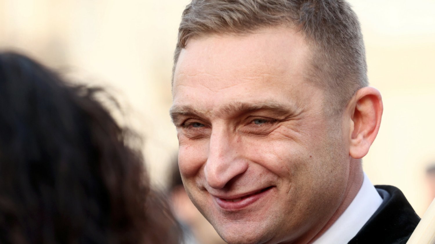 Bąkiewicz ma telewizję z koncesją na nadawanie. Jest decyzja KRRiTV