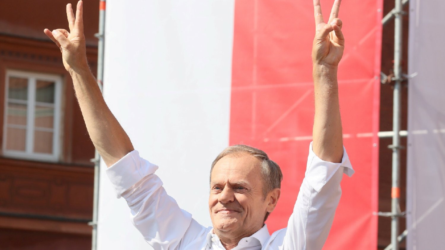 Donald Tusk zaprasza na "Marsz miliona serc". "Stajemy do walki".