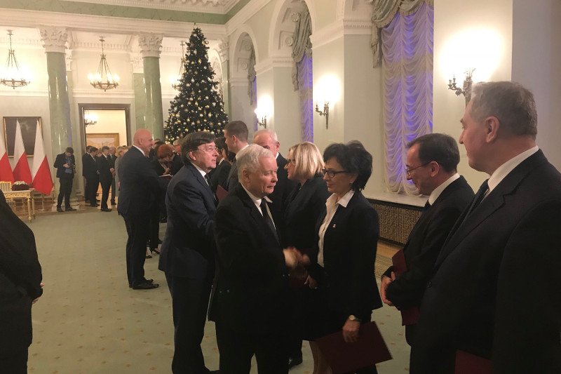 Jarosław Kaczyńskim pogratulował wszystkim starym-nowym ministrom.