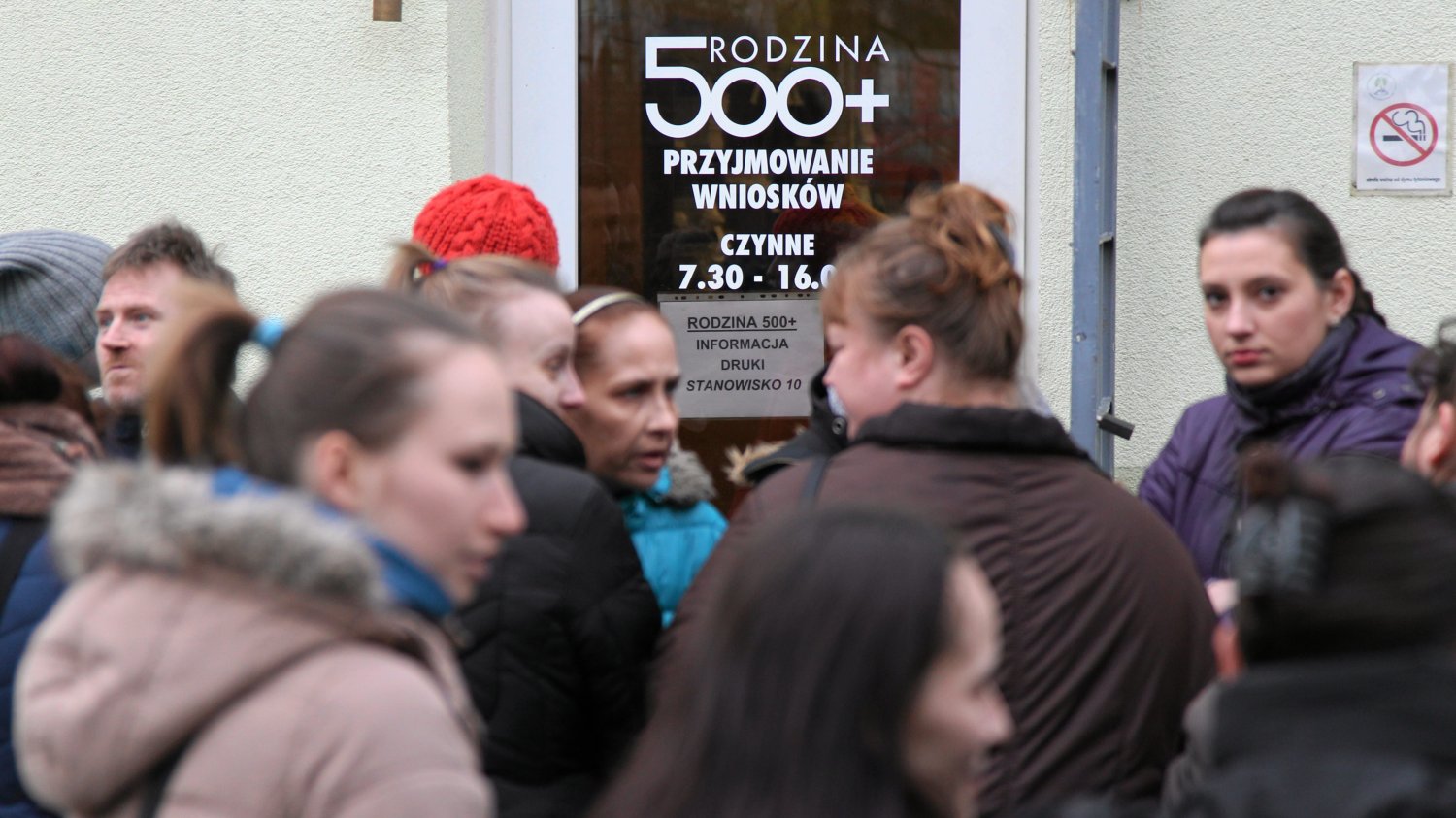 Zmiany w 500+? Radny z Krakowa chce powiązań pieniądze ze szczepieniami