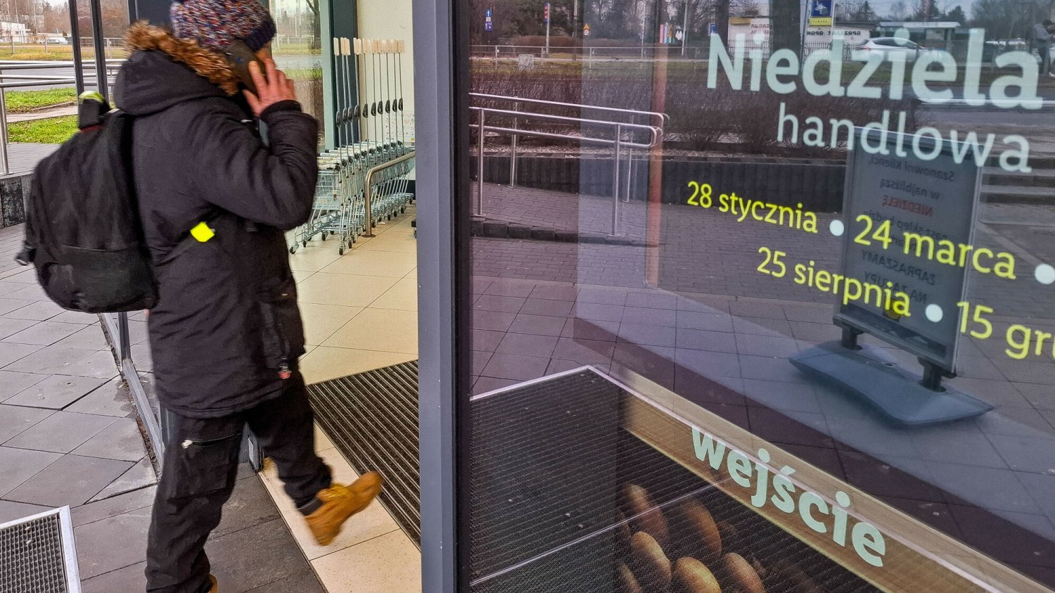 Czy 5 stycznia w niedzielę sklepy będą otwarte? Czy niedziela 5 stycznia jest handlowa? Lista handlowych niedziel w 2025 r.